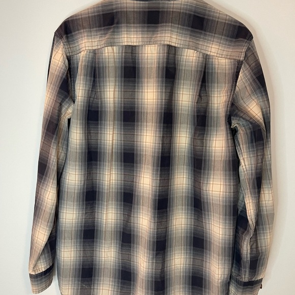 Carhartt men’s relaxed fit casual button up long sleeve shirt size medium - Picture 6 of 8